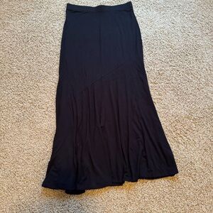 Chico's Classic Black Maxi Skirt full flowy below knee pull on elastic waist 1